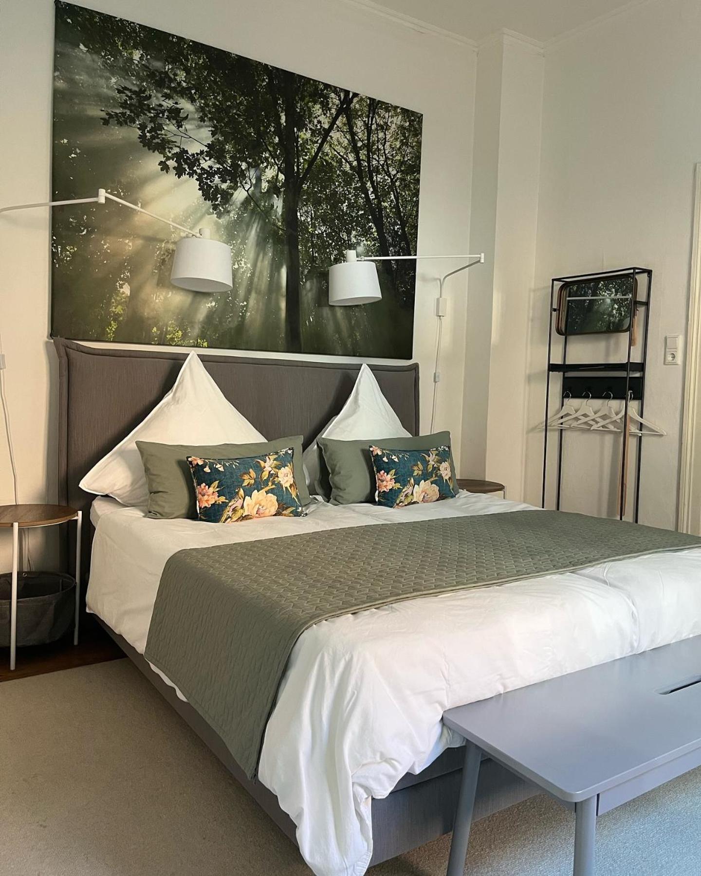 Ferienwohnung Schoenwaelder Mit Kleiner Terrasse Und Wall Box Buxtehude Kültér fotó