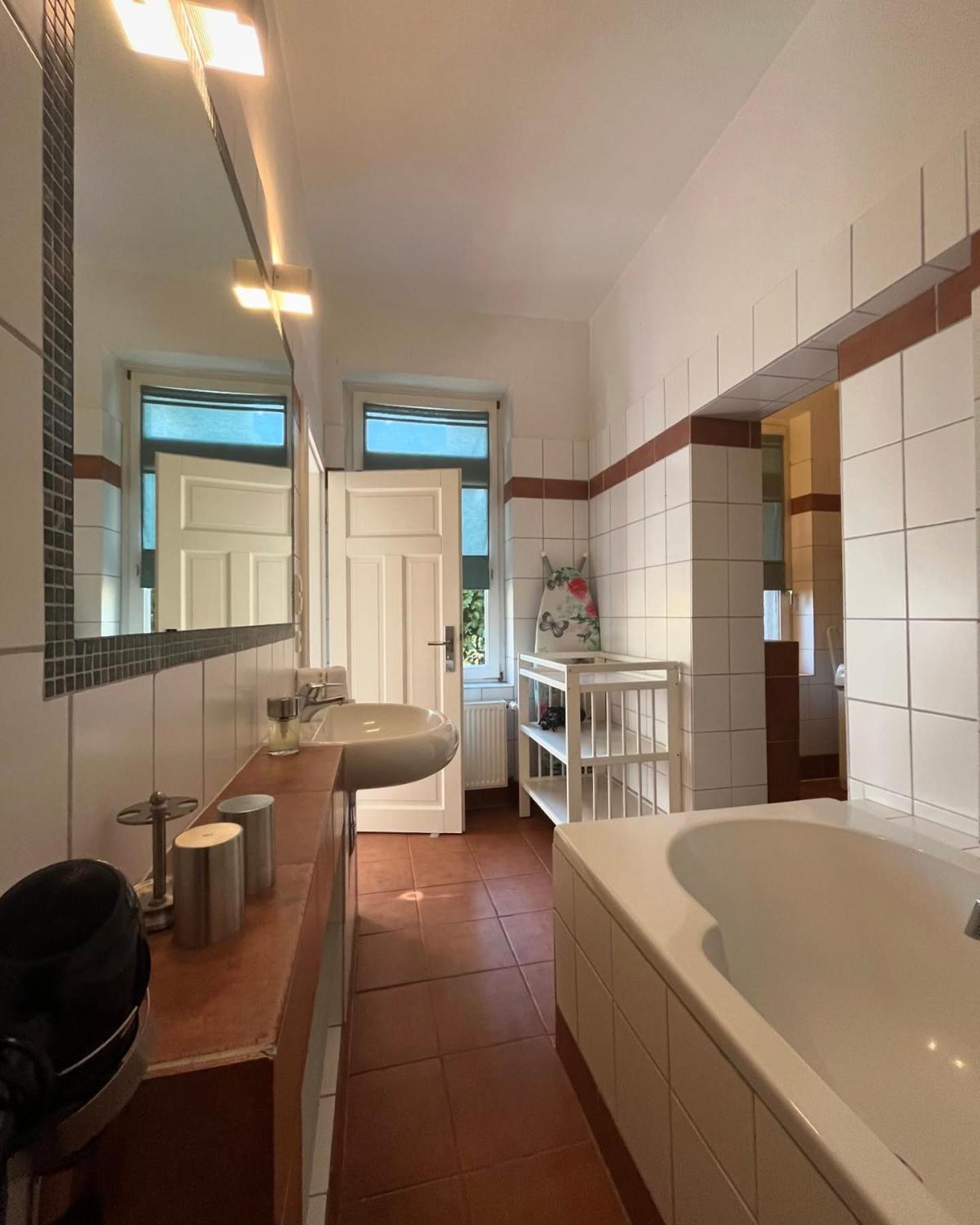 Ferienwohnung Schoenwaelder Mit Kleiner Terrasse Und Wall Box Buxtehude Kültér fotó