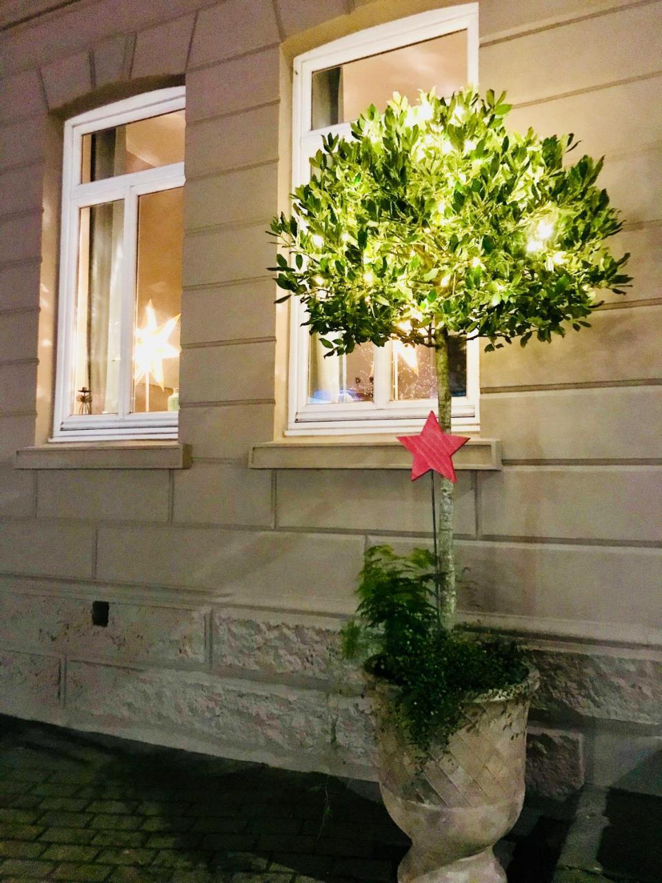 Ferienwohnung Schoenwaelder Mit Kleiner Terrasse Und Wall Box Buxtehude Kültér fotó